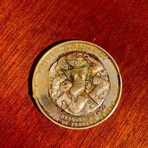 Antique material: Mexican quoin from 1978